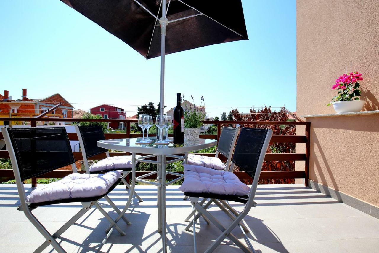 Apartments Mara Задар Екстериор снимка