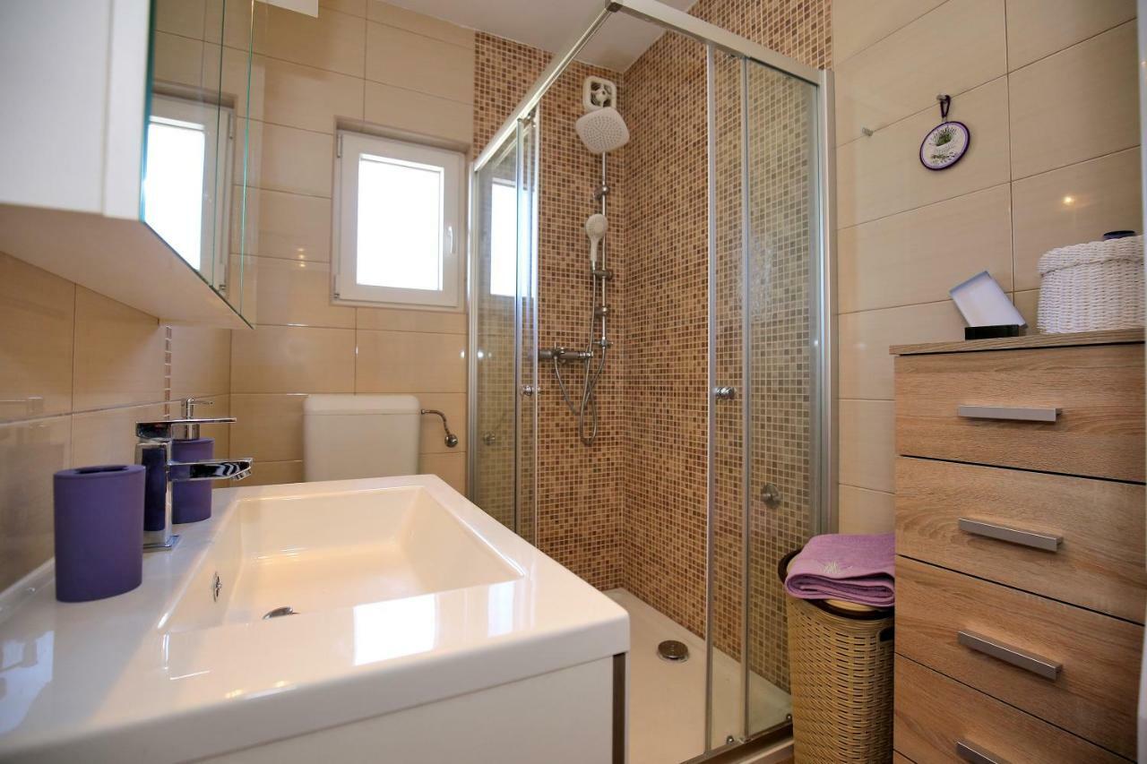 Apartments Mara Задар Екстериор снимка