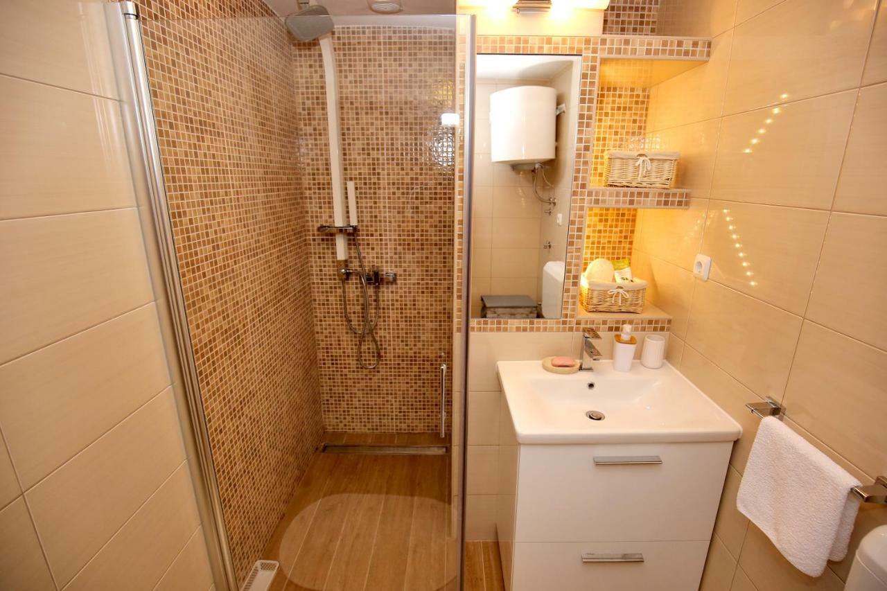Apartments Mara Задар Екстериор снимка