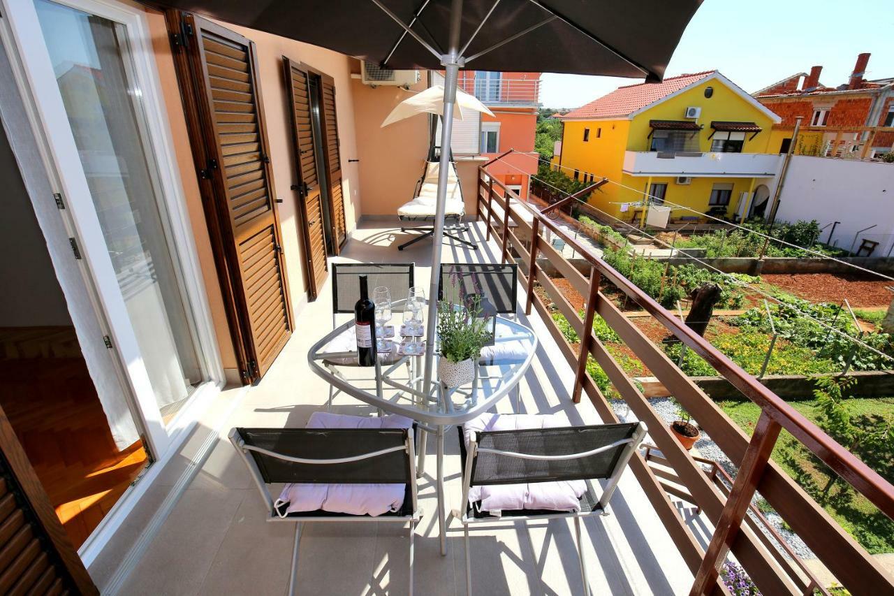 Apartments Mara Задар Екстериор снимка